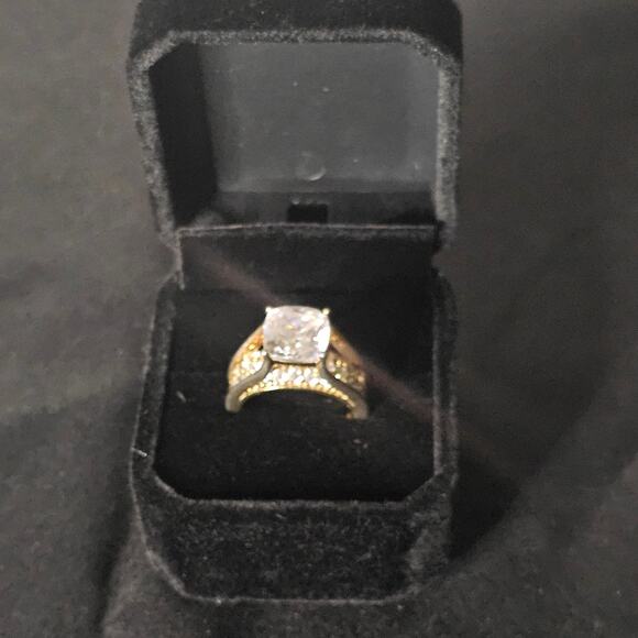 JTV Cushion Cut CZ | Gold Plated Sterling Silver Pavé Band Ring | Size 8 - Picture 2 of 10